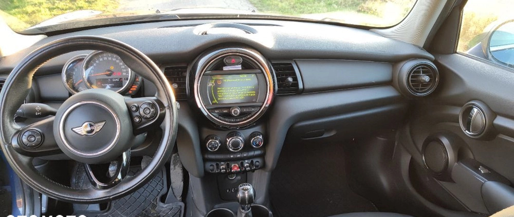 MINI ONE cena 33100 przebieg: 181000, rok produkcji 2015 z Dębica małe 121